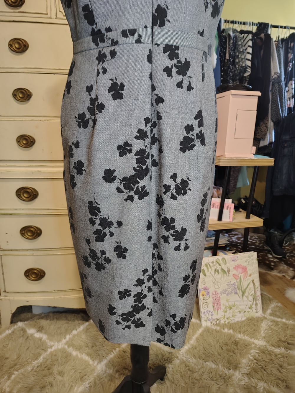 Ann Taylor Gray Midi Dress with Black Floral Print - Picture 9 of 13
